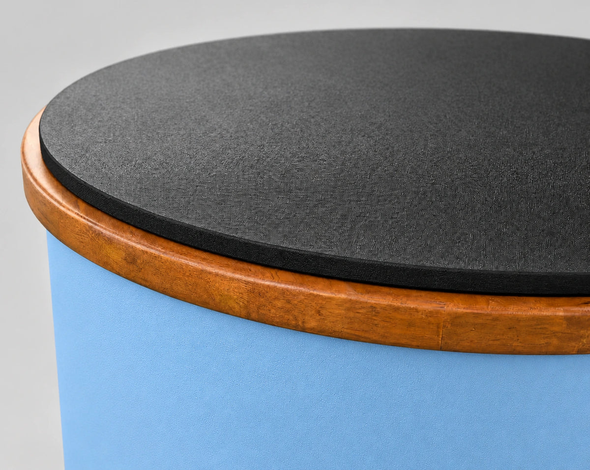 Temperd Barrel Pro cold plunge in Arctic Baby Blue, close-up of the lid and the wooden rim